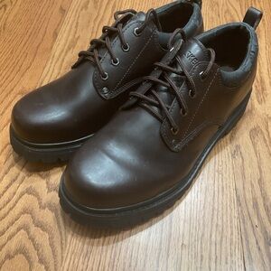 Skechers Men's Brown Leather Shoes size 12